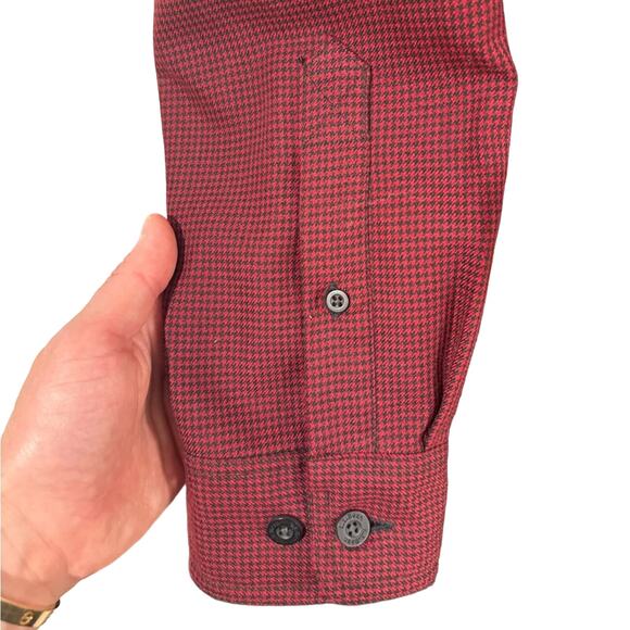L.L. Bean Men’s Red Micro Check Plaid Medium Weight Button Down Shirt, LARGE - Picture 5 of 10